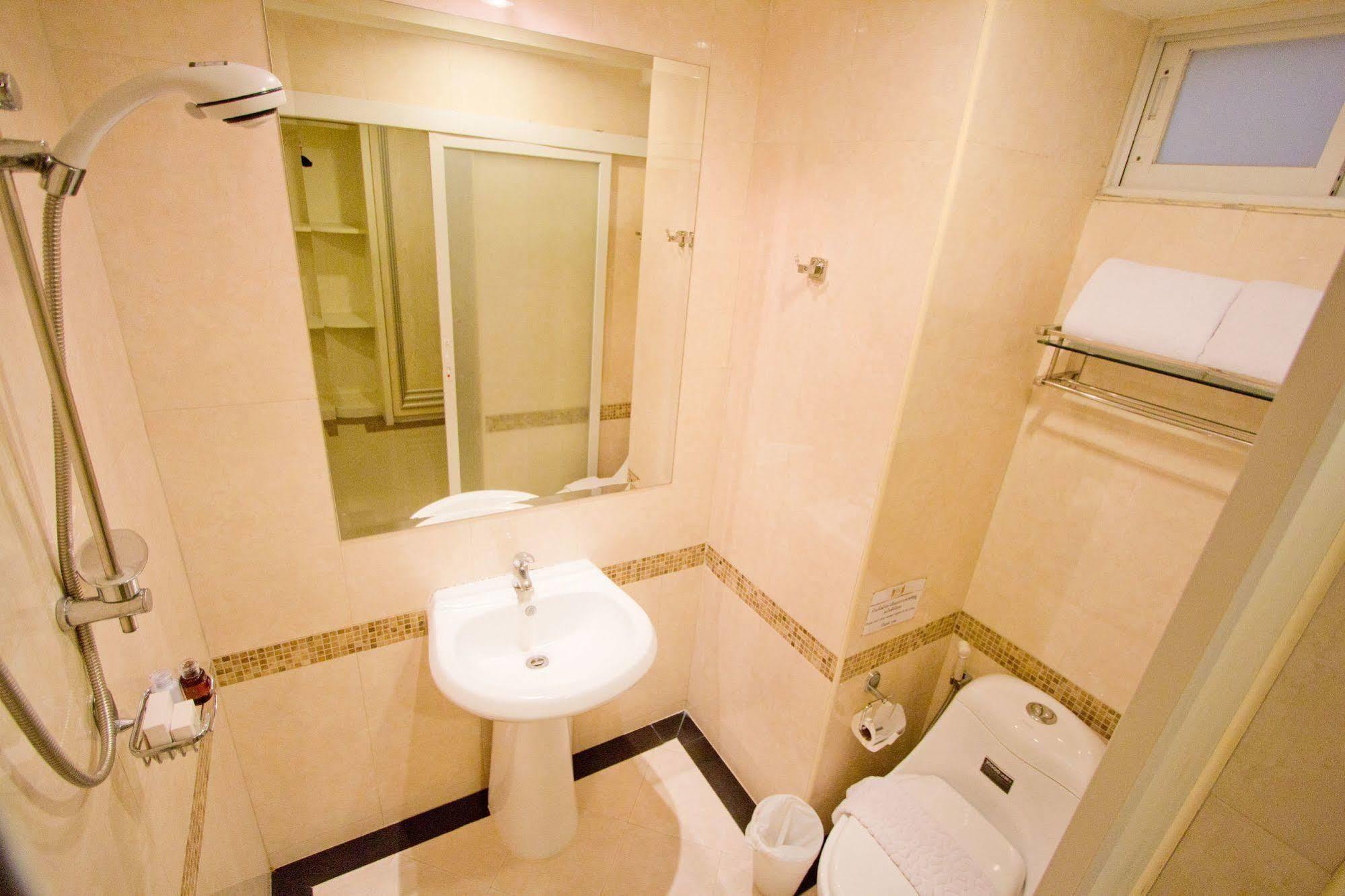 Lk Mansion Aparthotel Pattaya Bagian luar foto